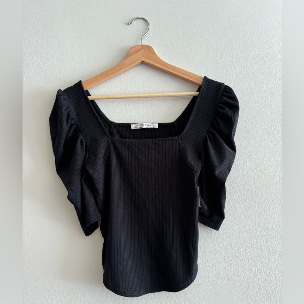 free people | black ruched quarter sleeve rib top